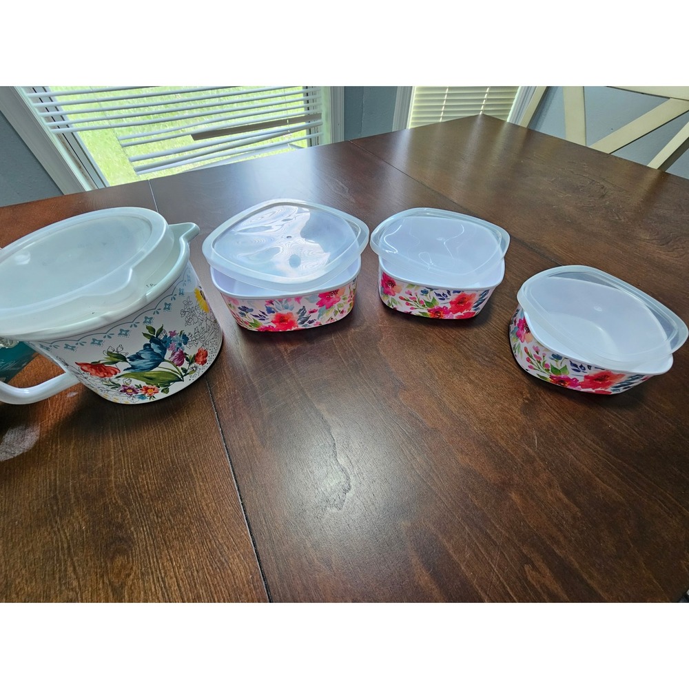 The Pioneer Woman Blooming Bouquet 6 Cup Measuring Cup & 3 Food Storage  Set